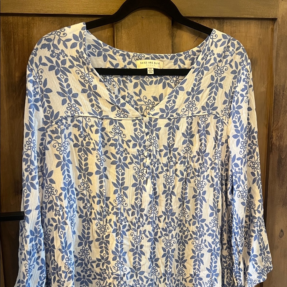 Skies are Blue Patterned Blouse - Picture 2 of 7